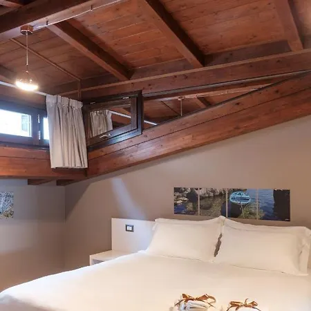 Il Casato Deluxe 3* Scilla