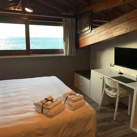 Il Casato Deluxe 3* Scilla